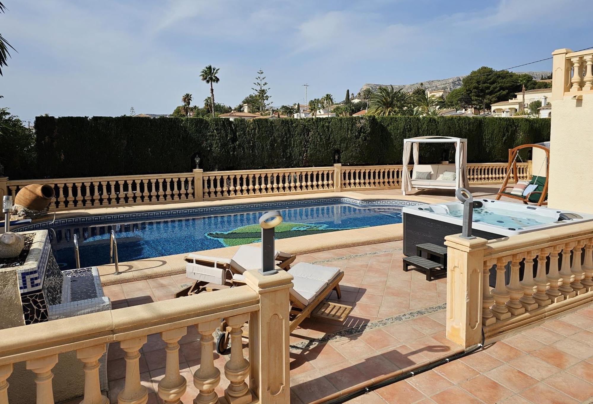 Luxury Villa - Pool, Hot Tub, Aircon, Tvs, Home Cinema, Office, Gbit Internet, Sports Equipment Calpe Esterno foto