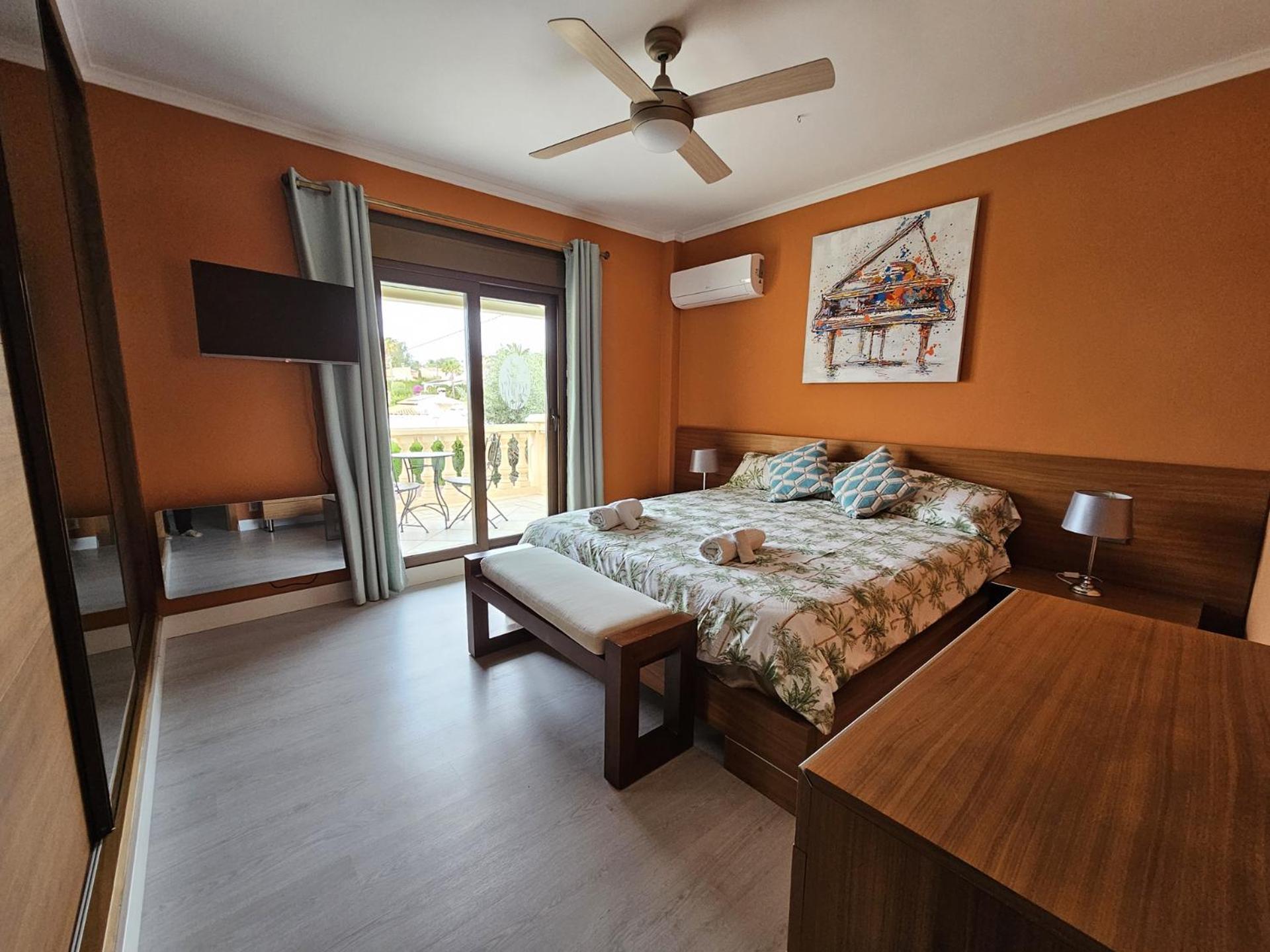 Luxury Villa - Pool, Hot Tub, Aircon, Tvs, Home Cinema, Office, Gbit Internet, Sports Equipment Calpe Esterno foto